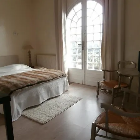 Villa House De 100m² En Bord De Golf.