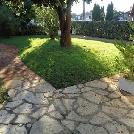Villa House De 100m² En Bord De Golf.